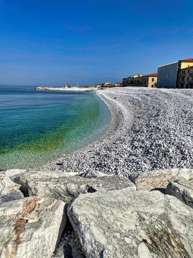 Sunrise Bed & Breakfast Marina Di Pisa Eksteriør bilde