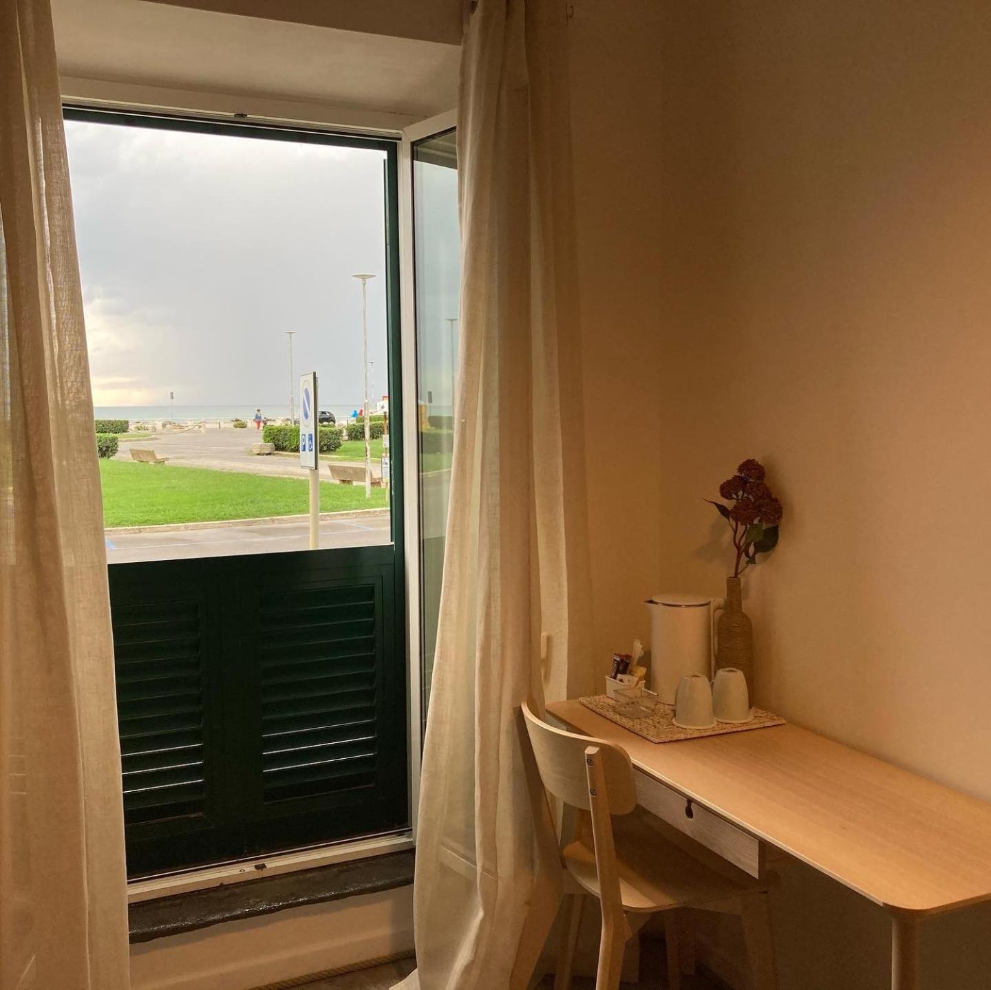 Sunrise Bed & Breakfast Marina Di Pisa Rom bilde
